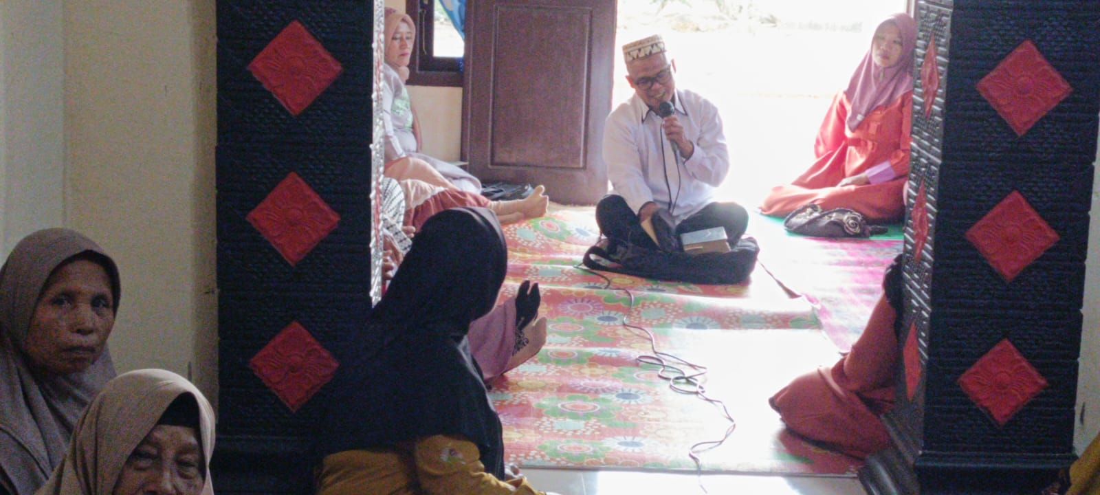 Penyuluh KUA Sekampung Berikan Pembinaan Rutin di Pengajian Desa Girikarto