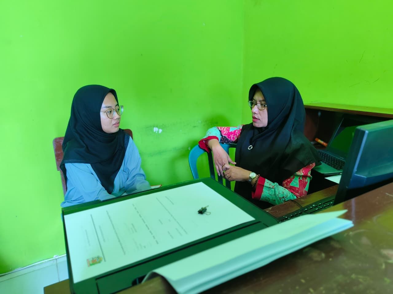 KUA Batanghari Dukung Penelitian Mahasiswa tentang Dampak Pernikahan Dini