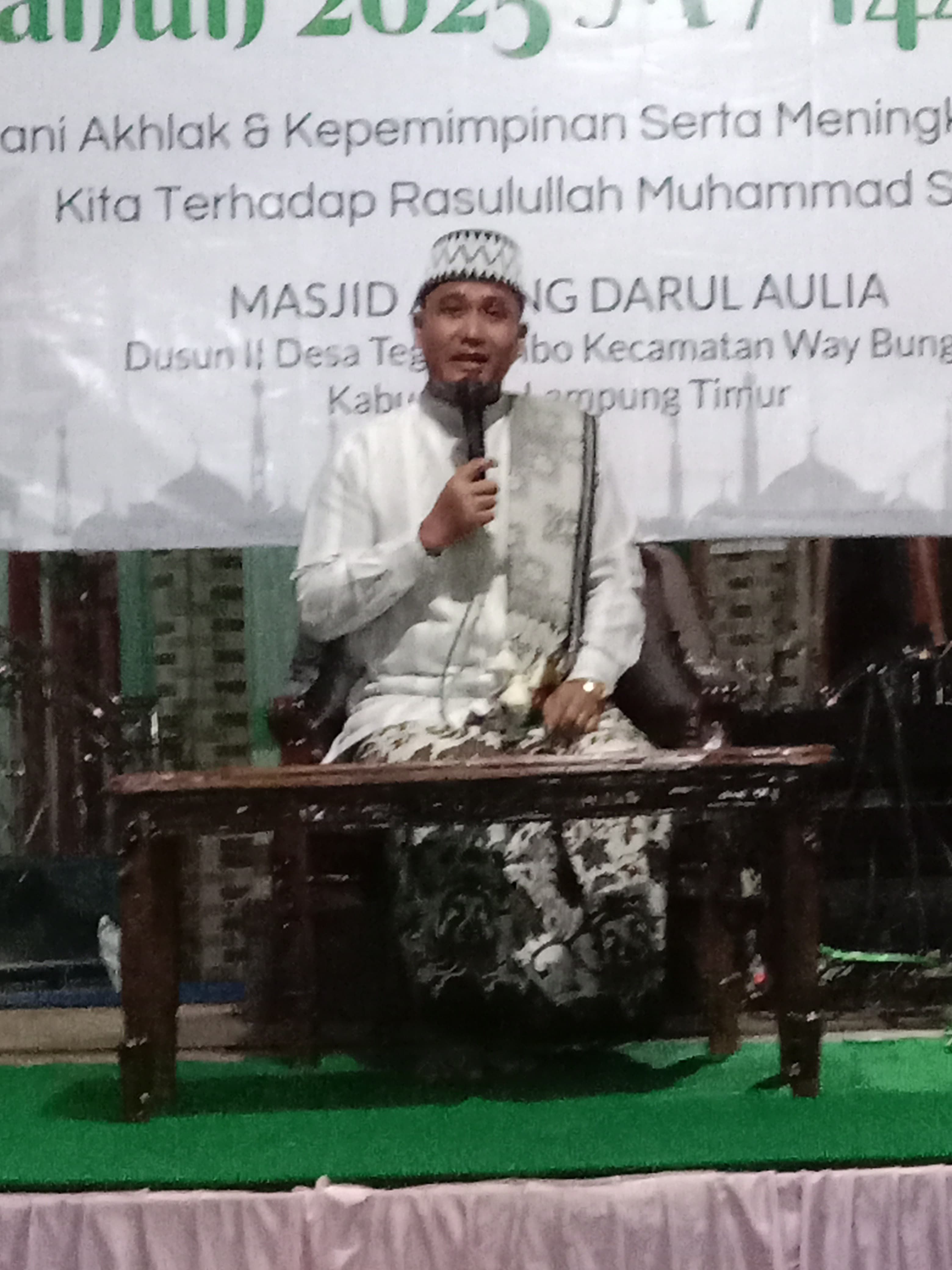 Peringatan Maulid Nabi di Masjid Darul Aulia, Solihin Panji Beri Tausyiah Inspiratif 