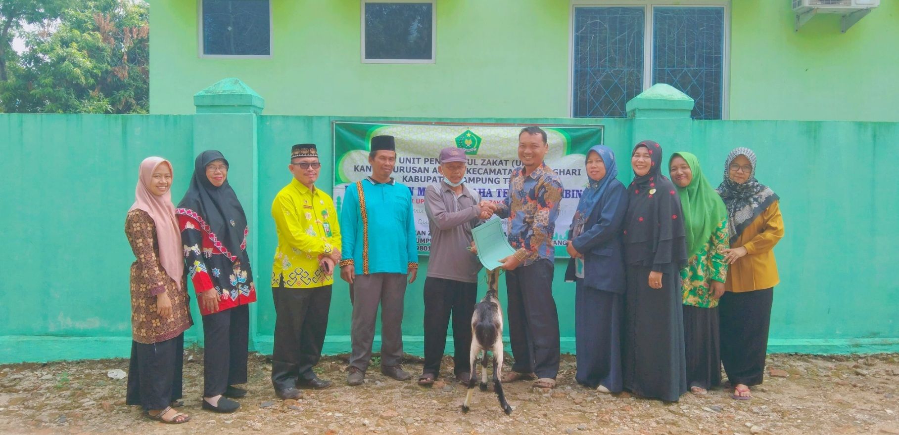 Pendistribusian Ke-XIV Zakat Produktif UPZ KUA Kec. Batanghari