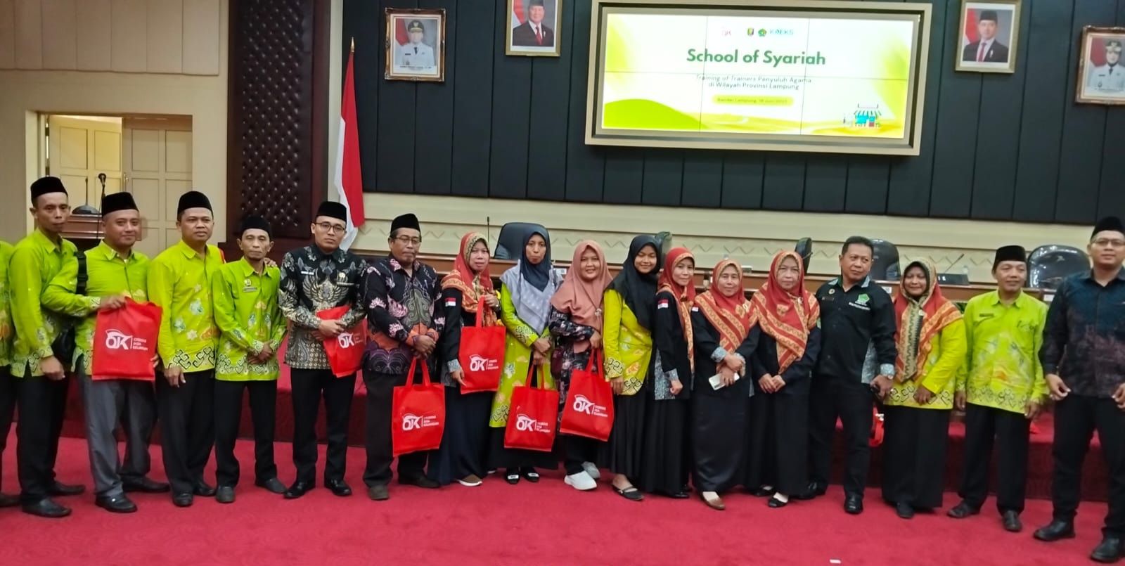 Giatkan Literasi Keuangan Syariah, Penyuluh Agama Islam KUA Batanghari Ikuti School of Syariah OJK di Gedung Pusiban