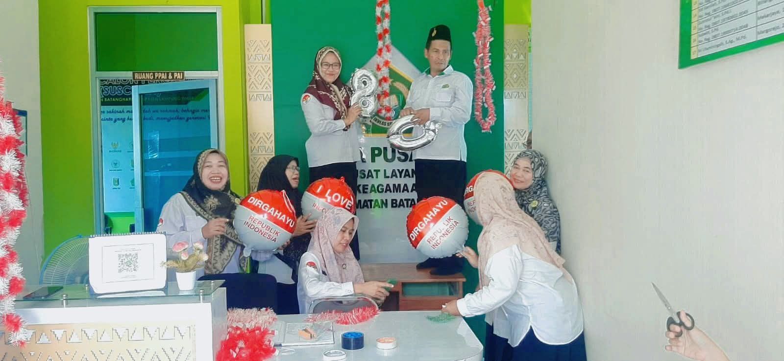 KUA Batanghari Tampil Meriah, Dekorasi Nasionalisme Warnai Pelayanan Publik