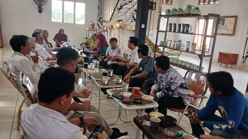 KUA Batanghari Dukung Sertifikasi Halal “Kopi Melinting” untuk Pemberdayaan Penyintas Narkoba