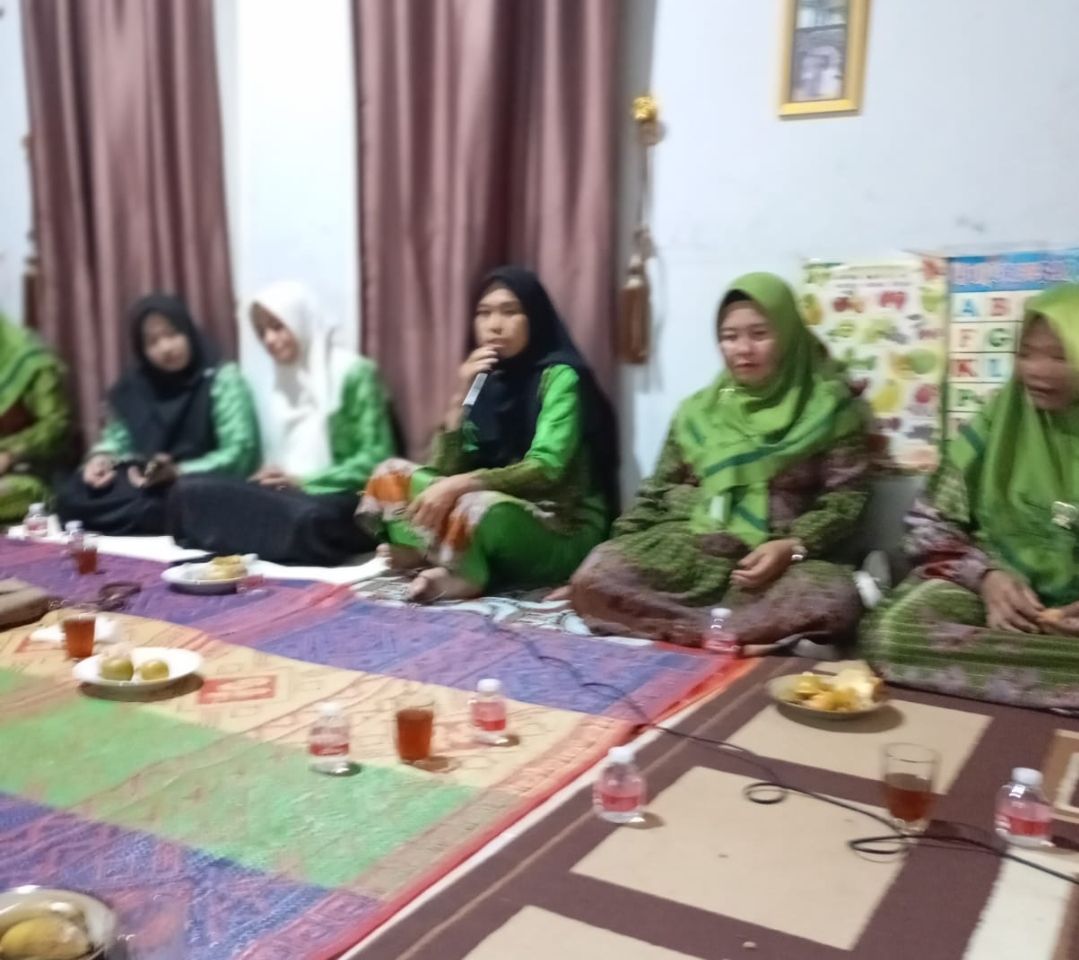 Penyuluh Agama Islam KUA Batanghari Hadiri Rapat Koordinasi Muslimat Ranting Desa Telogorejo