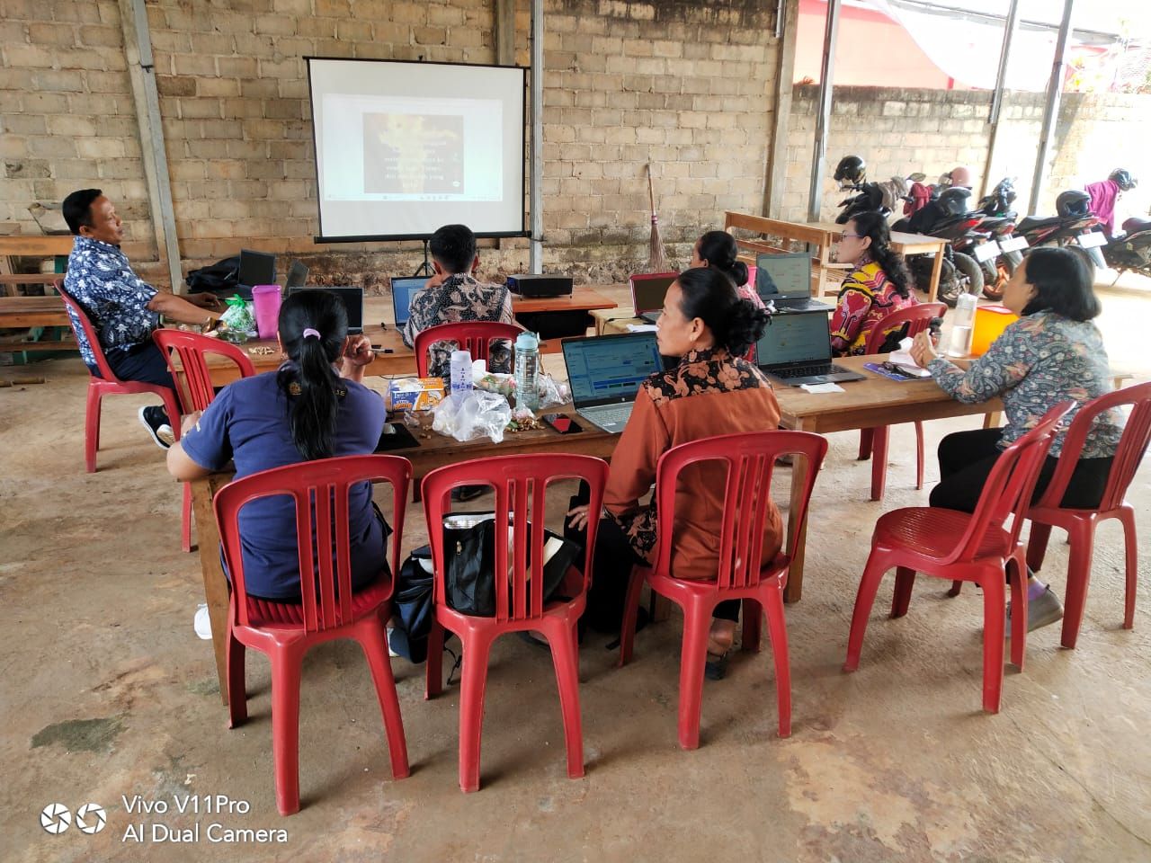 Penyuluh Agama Buddha KUA Batanghari Ikuti Bimbingan Penyusunan SKP di Vihara Brahma Vira