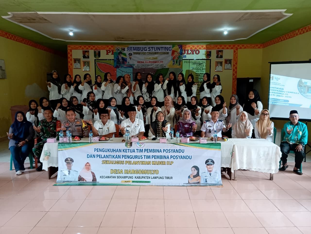 Dukung Pencegahan Stunting, Pegawai KUA Sekampung Hadiri Rembug Desa Hargomulyo