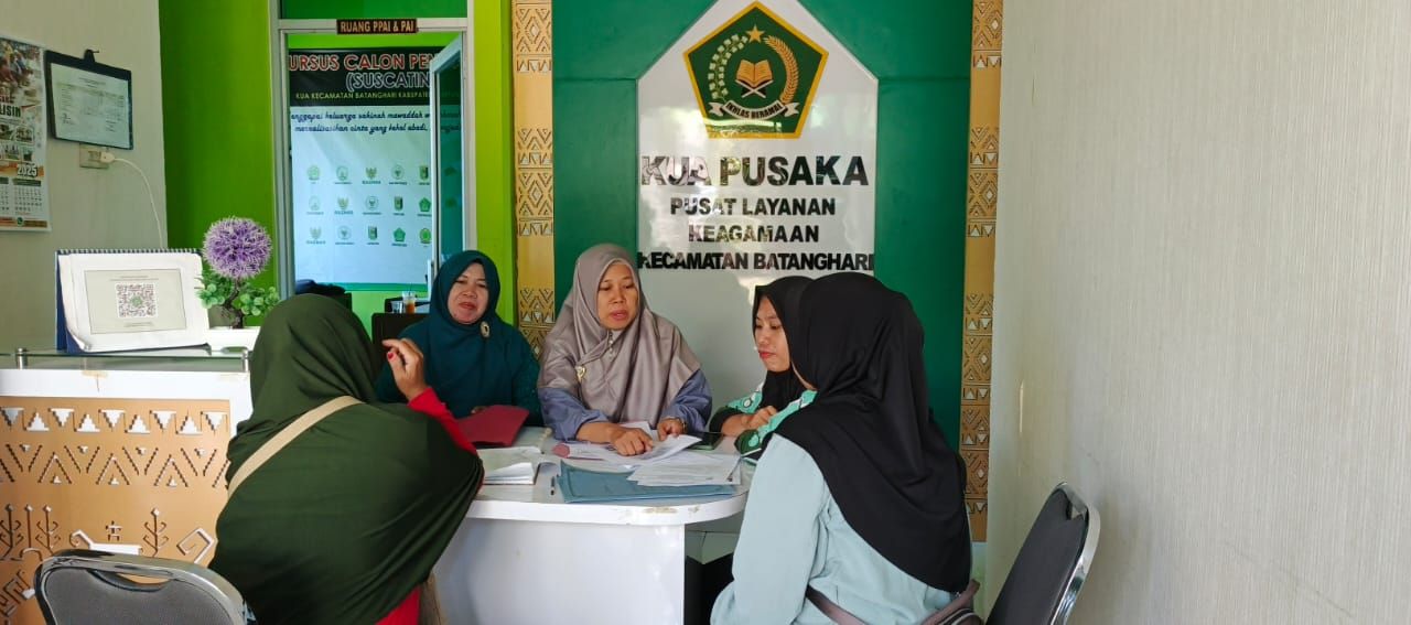 Penyuluh Agama Islam KUA Batanghari Dampingi Majelis Taklim Urus Izin Operasional