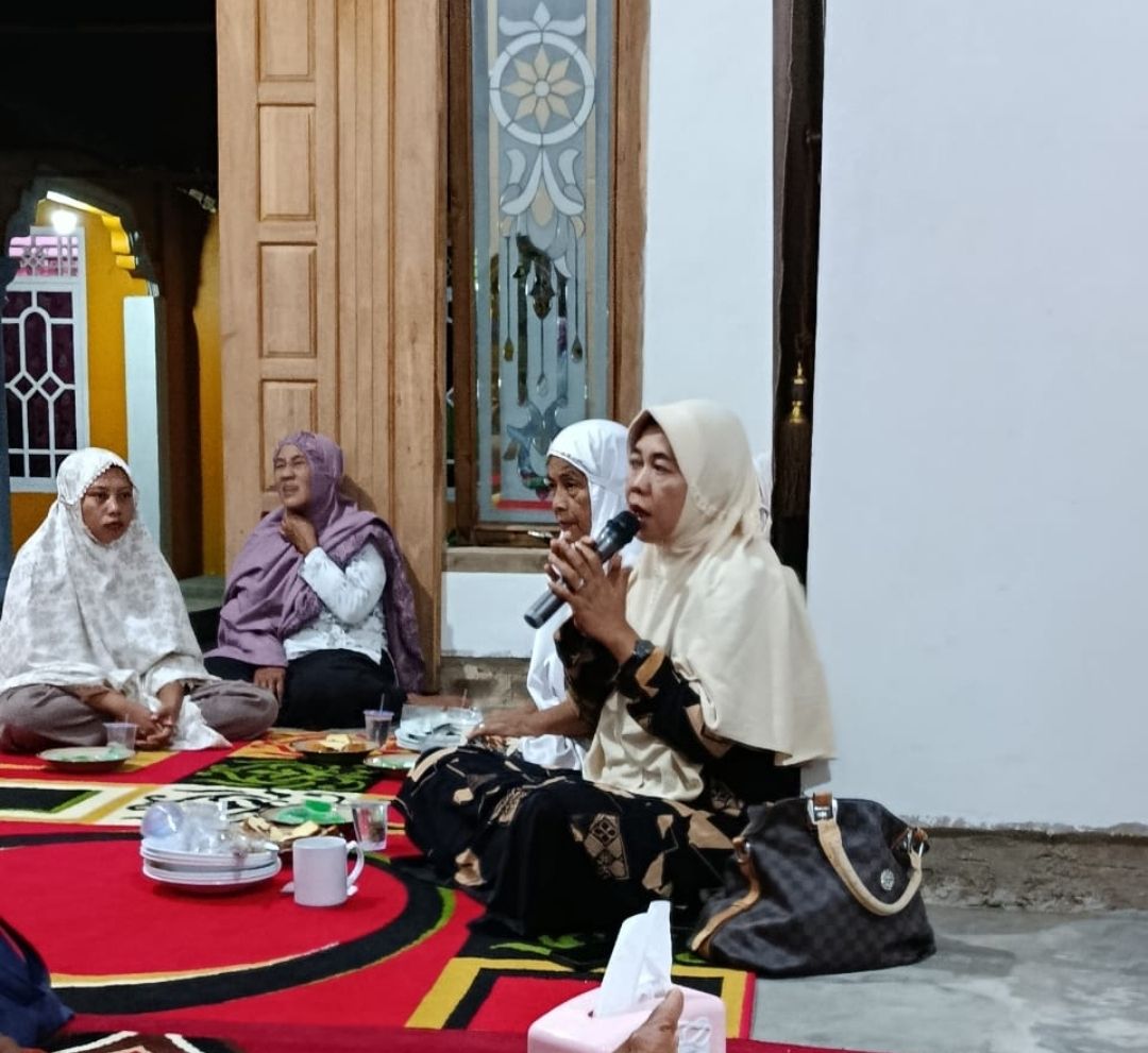 Penyuluh Agama KUA Batanghari Berikan Materi Wudu dan Sosialisasikan IJOP Majelis Taklim