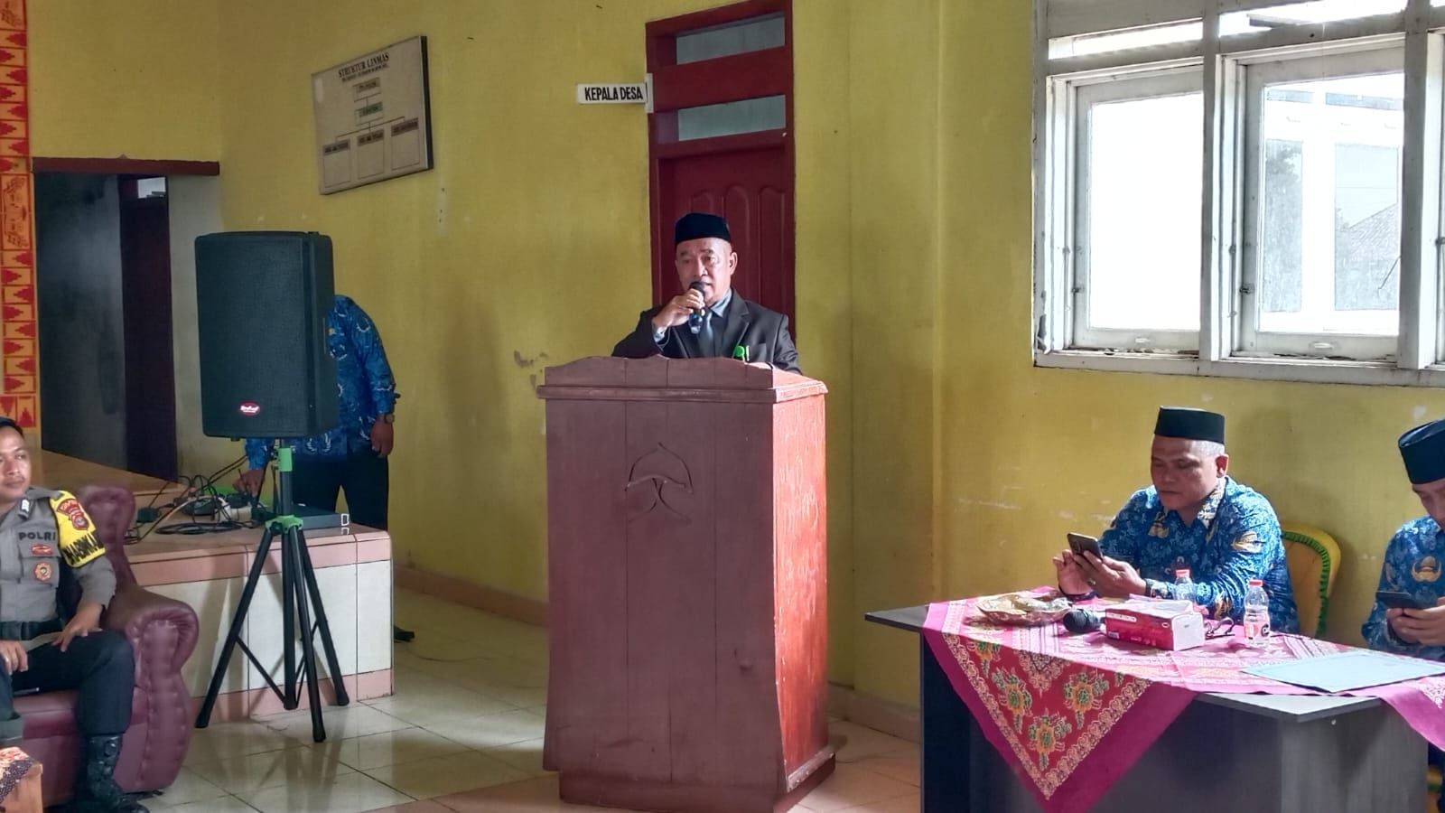 Kepala KUA Sekampung Wakili Ka.Kan Kemenag Lamtim Berikan Sambutan pada Pembukaan Sidang Itsbat Terpadu