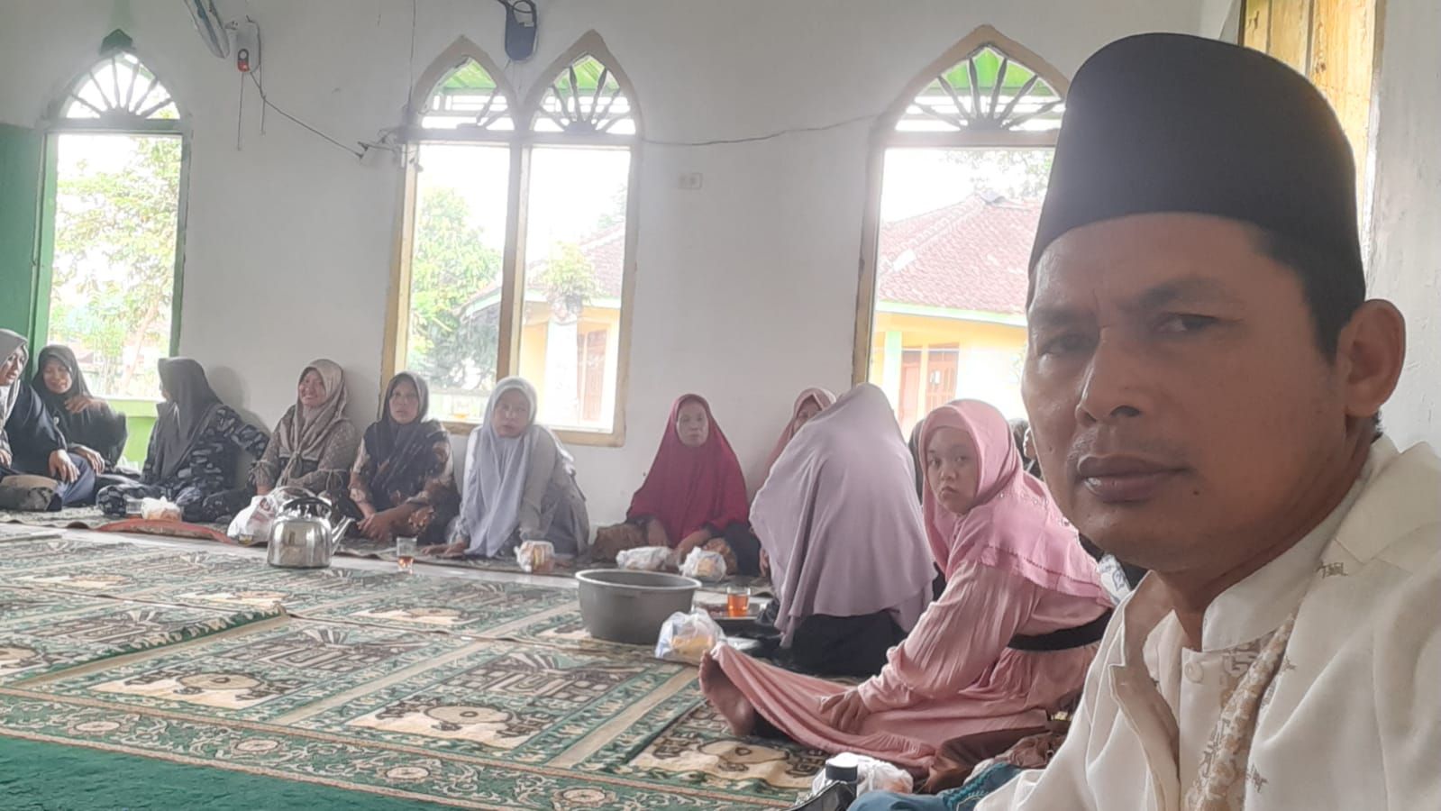 KUA Marga Tiga Aktif Bina Majelis Taklim, Perkuat Keimanan Warga Sukadana Baru