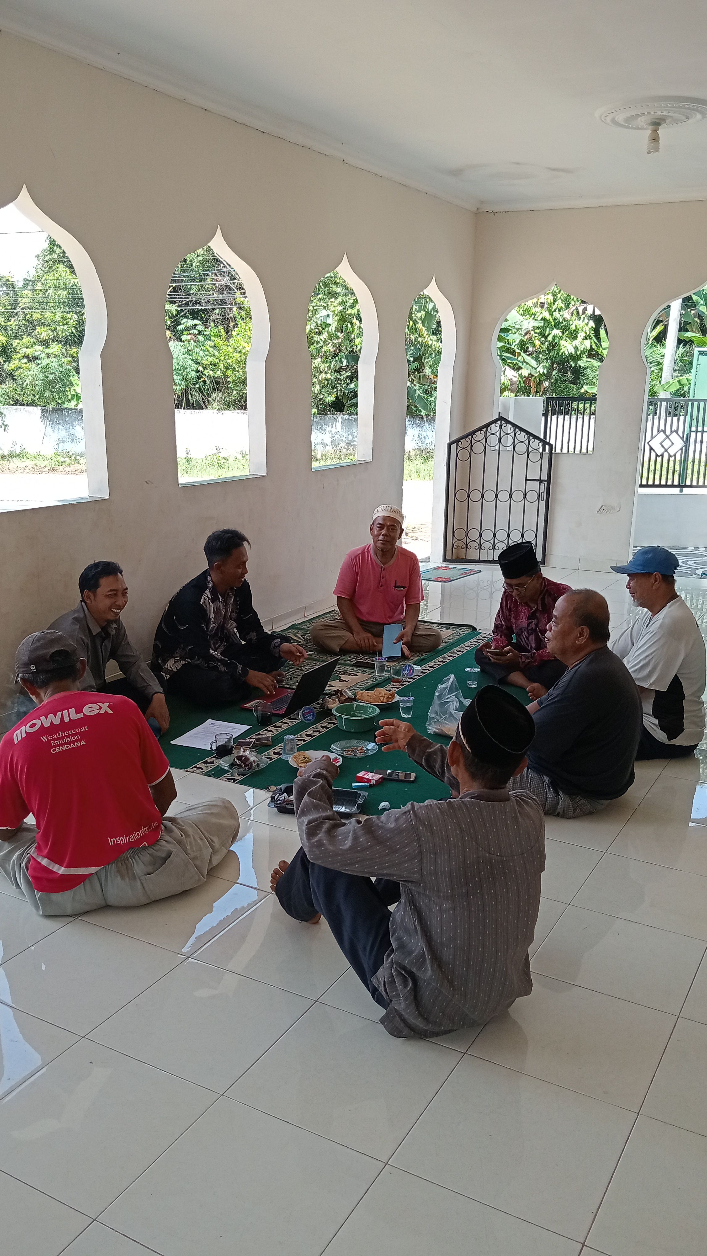Penyuluh Agama Islam Riyadi S.H.I. Berikan Pembinaan Wakaf Tanah di Desa Giriklopomulyo