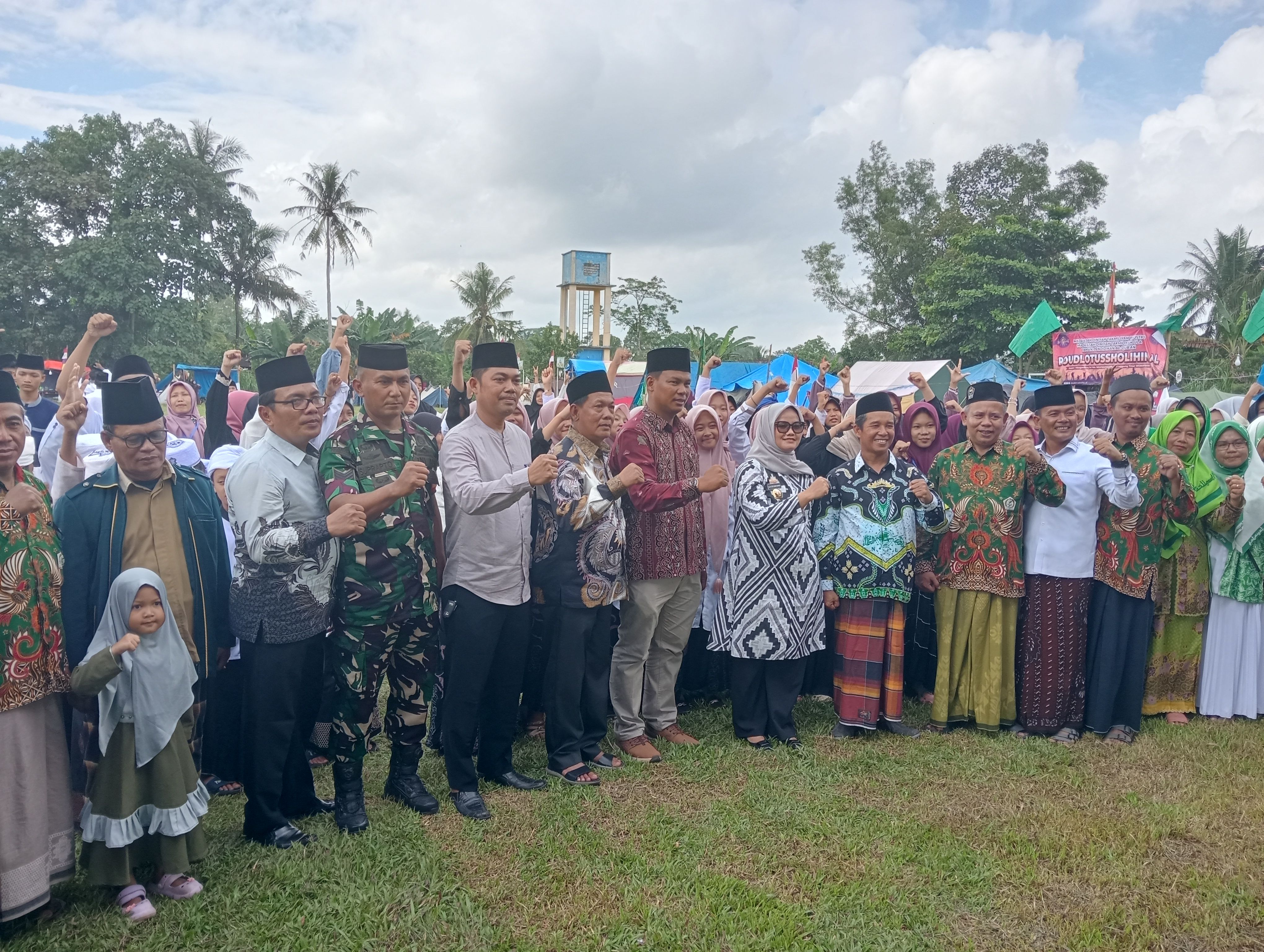 Bupati Lampung Timur Buka Gebyar Santri III, Santri dimotivasi Giat Mengaji.