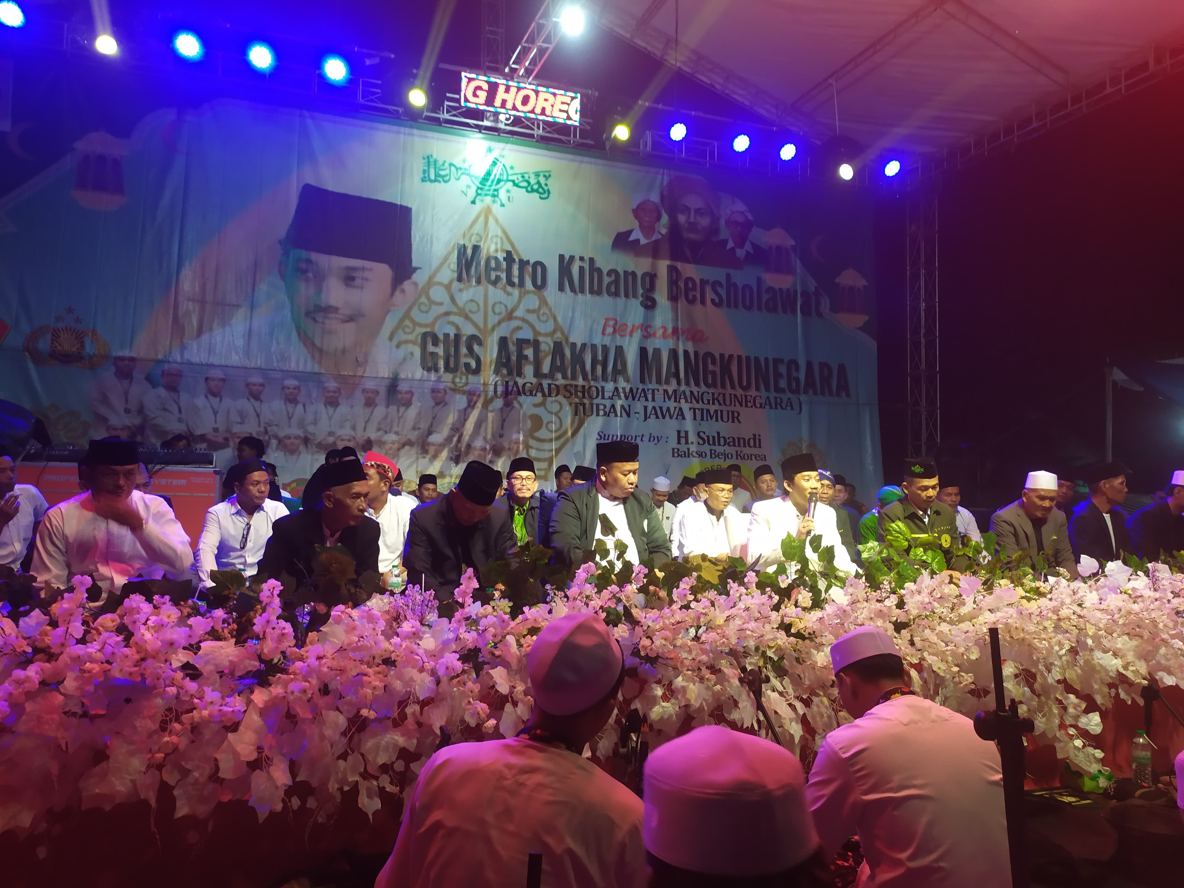 KEPALA KUA METRO KIBANG HADIRI ACARA “METRO KIBANG BERSHOLAWAT” 