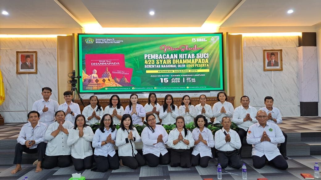 Penyuluh Agama Buddha KUA Batanghari Ikuti Pembacaan 423 Syair Dhammapada Serentak Nasional