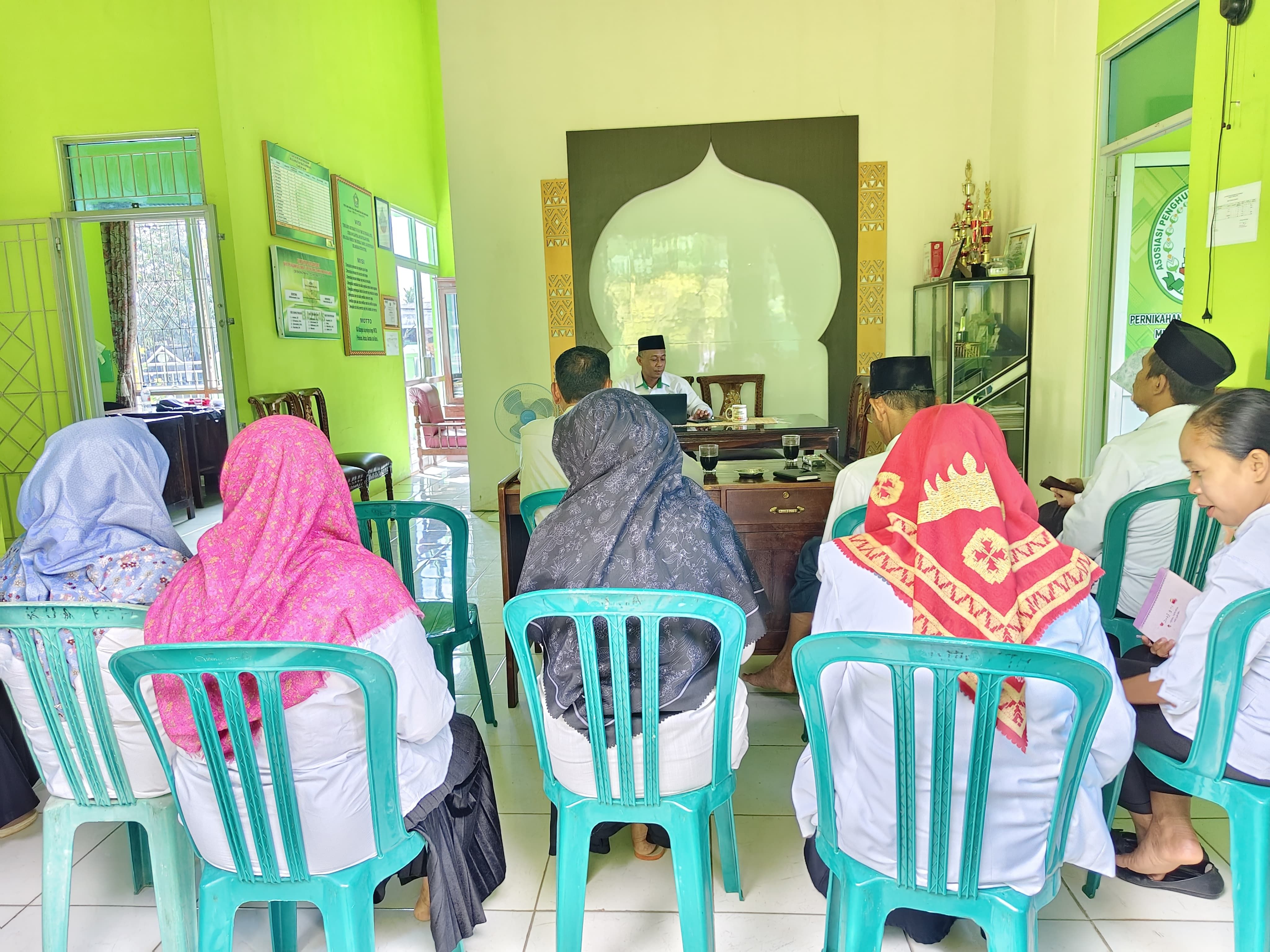 KUA Batanghari Gelar Rakor Bulanan, Fokus Penguatan Data dan Layanan Keagamaan