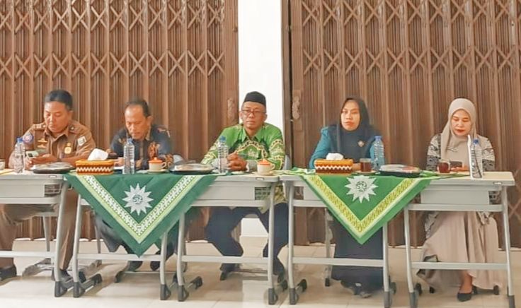 KUA Batanghari dan Ponpes Abu Dzar Al-Ghifari Tandatangani MoU Penguatan Pendidikan Keagamaan