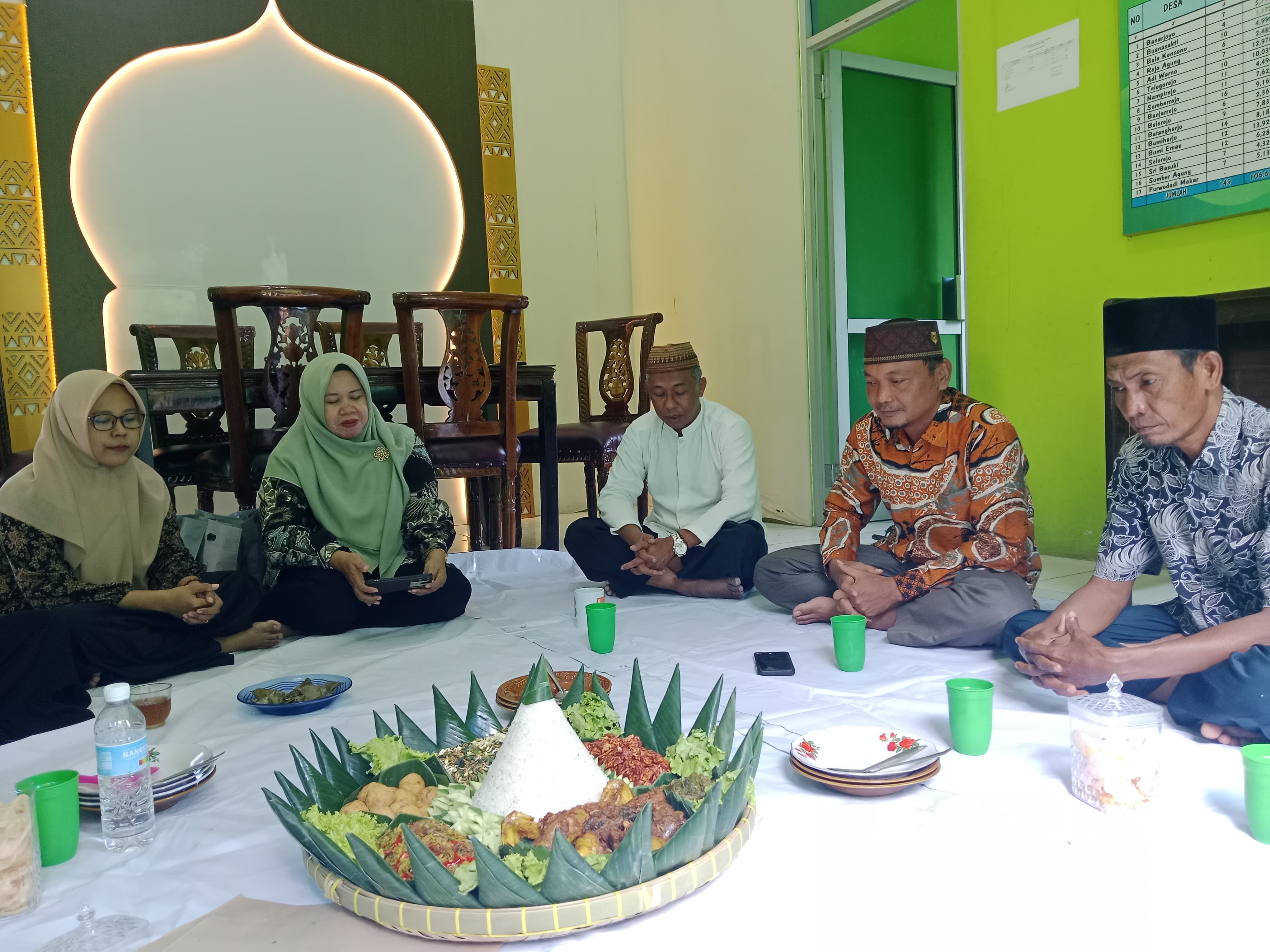 Tasyakuran Kepulangan Kepala KUA Batanghari Usai Menjadi Petugas Haji Kloter 56