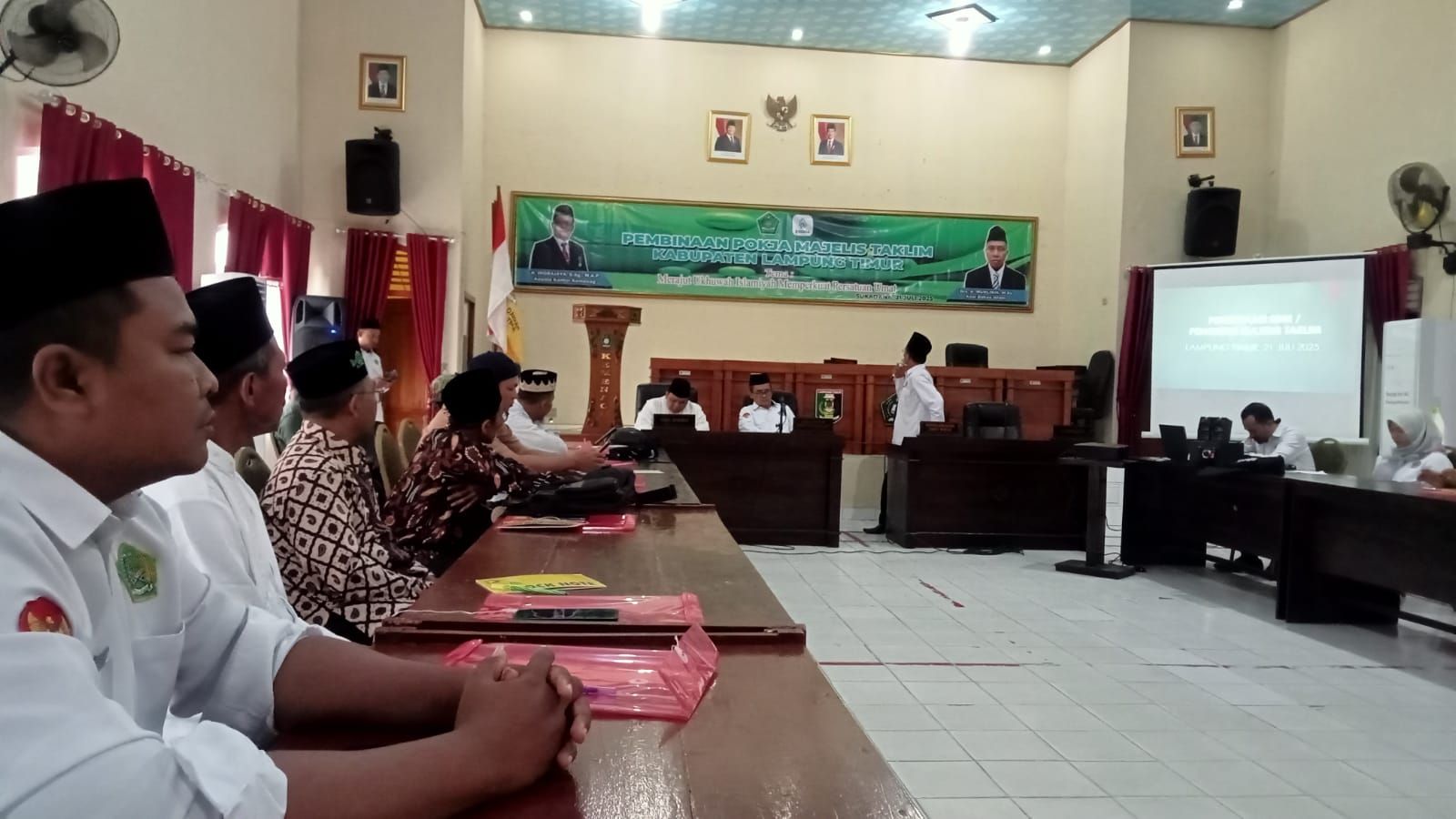 Ahmad Junaidi, Penyuluh Agama Islam KUA Mataram Baru Ikuti Pembinaan Majelis Taklim di Kemenag Lampung Timur