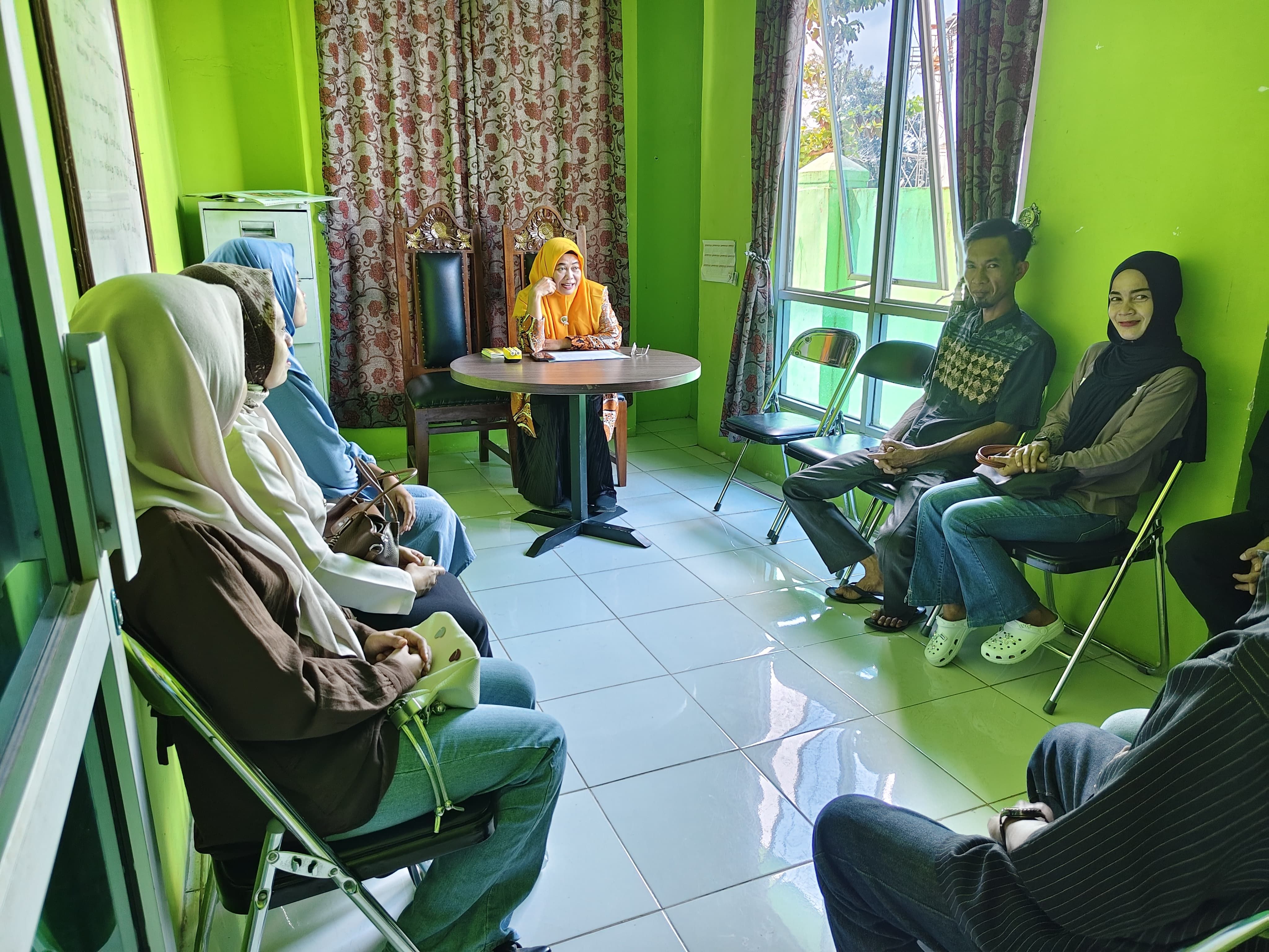 KUA Batanghari Kembali Gelar Bimwin Mandiri, Lima Pasang Catin Ikuti Pembekalan Pranikah