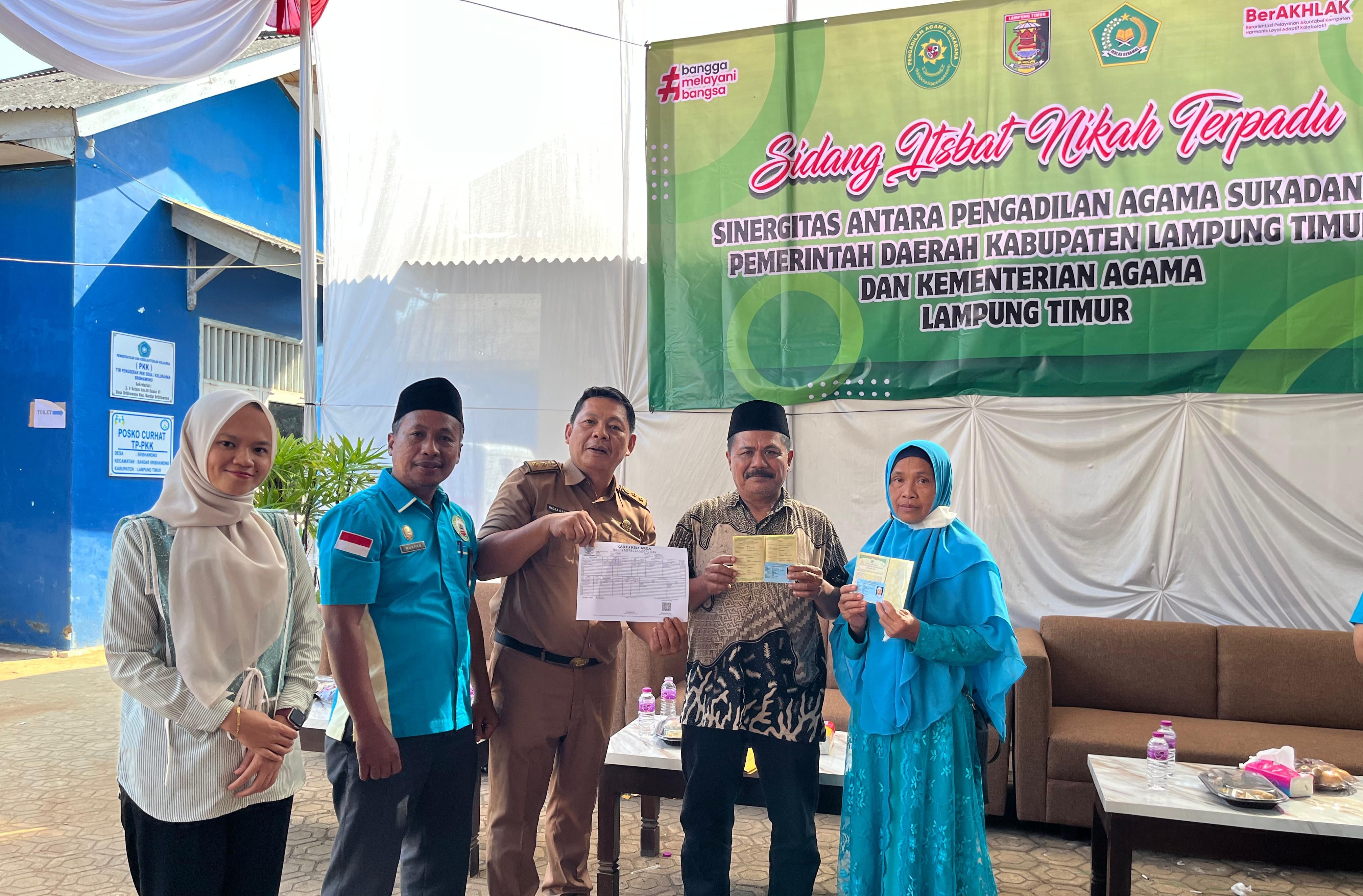 Sidang isbad nikah  pengadilan agama sukadana pemerintah lampung timur dan kementerian agama lampung timur .bersama kepala KUA waway karya serta penyuluh agama