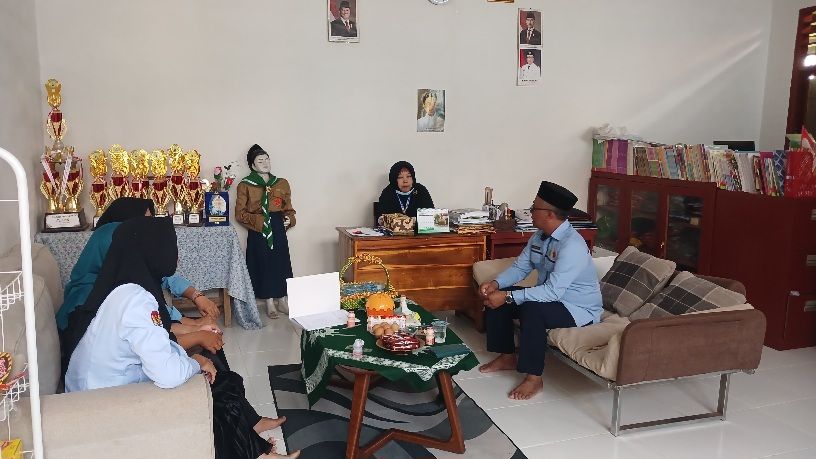 KUA Batanghari Verifikasi Lokasi Tanah Wakaf SD Aisyiyah untuk Pengajuan e-AIW