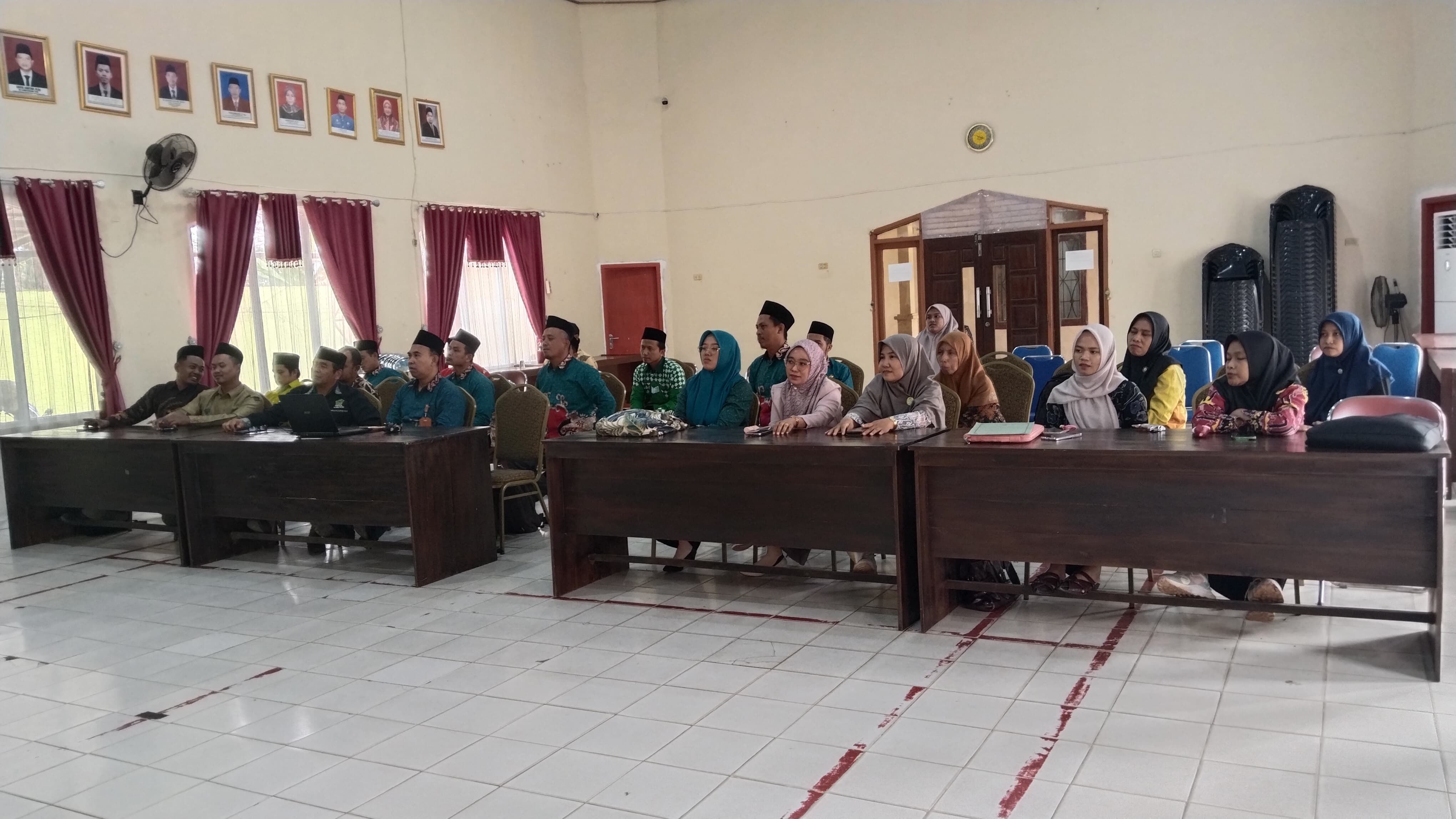 Dukung Transformasi Digital, Penyuluh KUA Sekampung Hadiri Sosialisasi SIWAK Mobile di Kemenag Lamtim