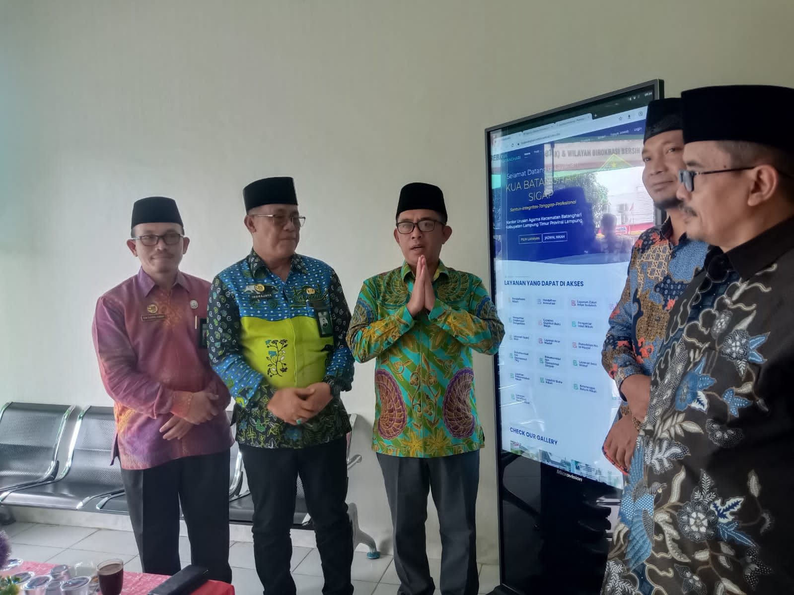 Ka.Kanwil Kemenag Lampung Tinjau Perkembangan UPZ dan Layanan Digital KUA Batanghari