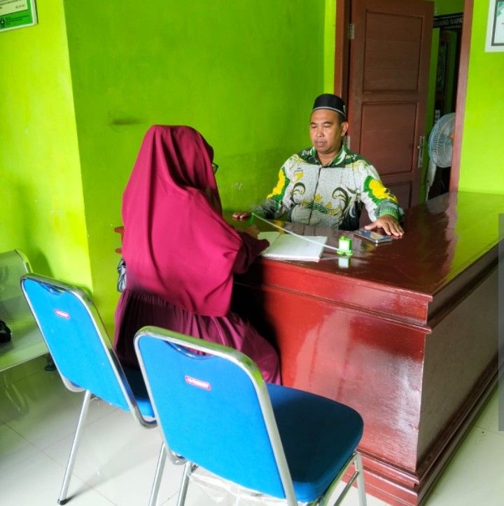 KUA Jabung gelar suscatin 4 pasang calon pengantin